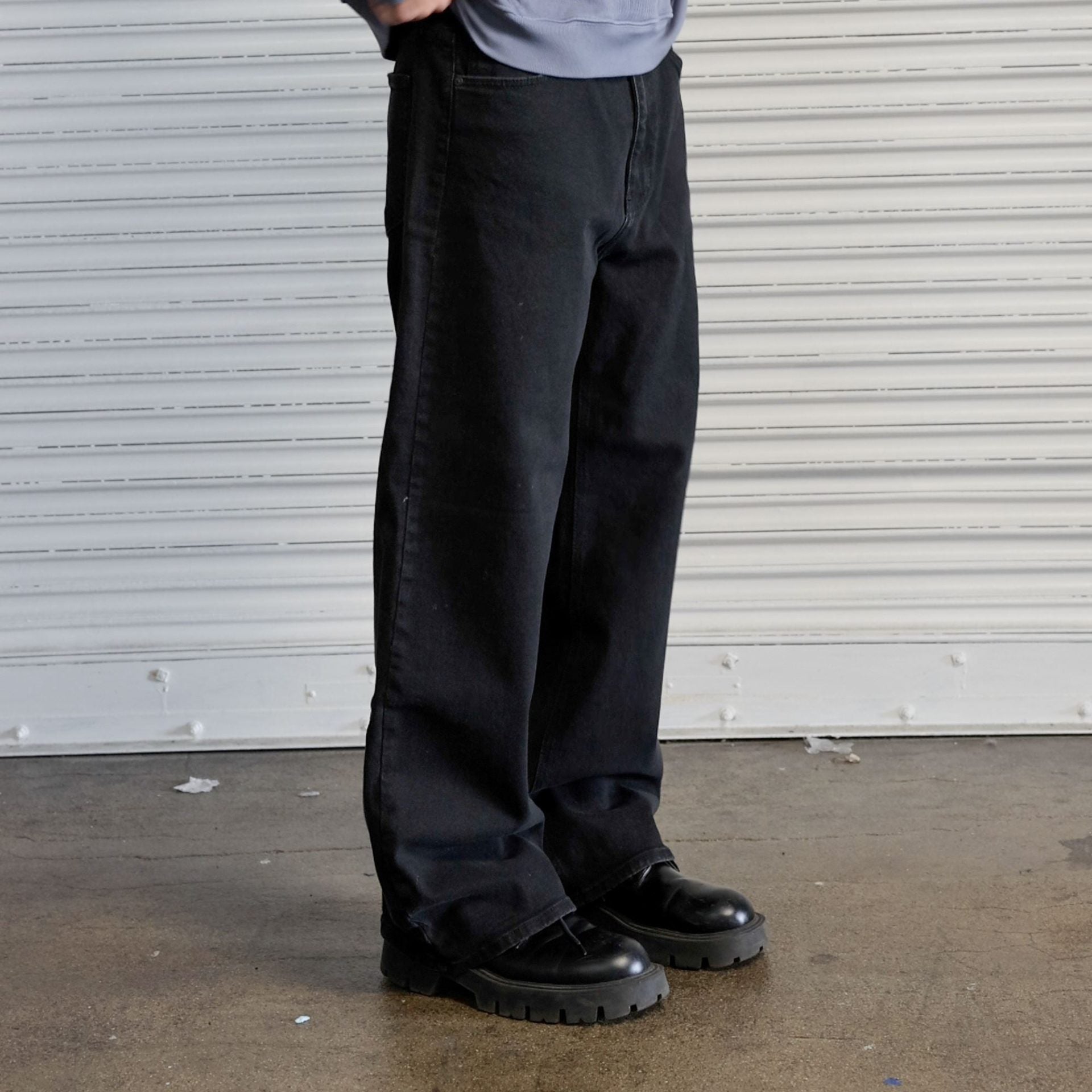 Caviar Black Baggy Fit Jean